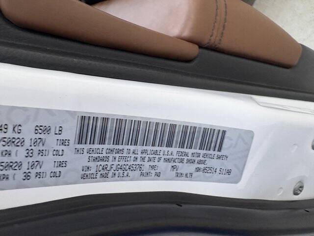 2016 Jeep Grand Cherokee Summit