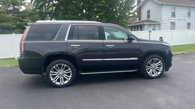 2019 Cadillac Escalade Luxury