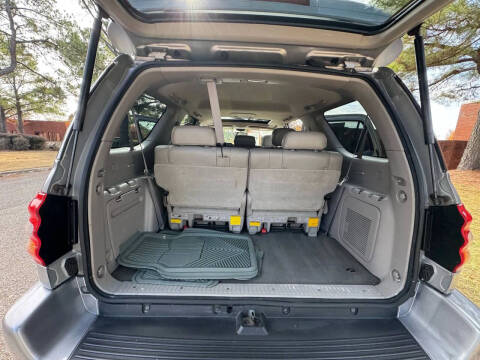 2004 Toyota Sequoia Limited