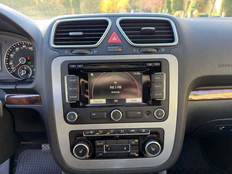 2012 Volkswagen Eos Lux SULEV