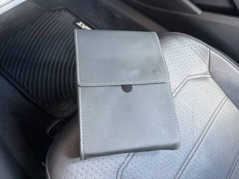 2018 Volkswagen Passat 2.0T R-Line