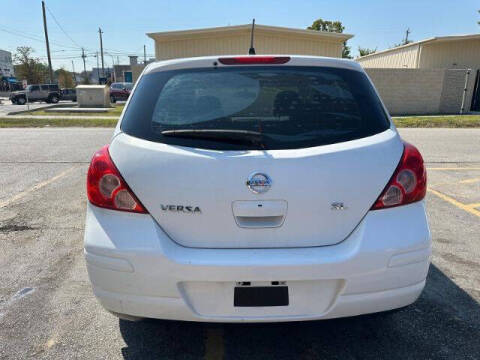 2009 Nissan Versa 1.8 SL