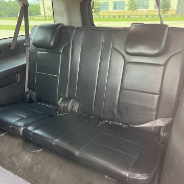 2016 Chevrolet Suburban LS