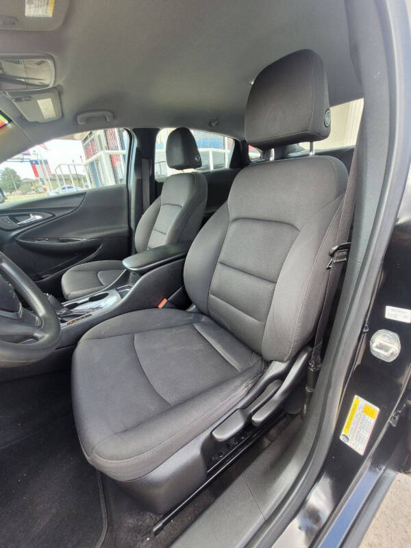 2018 Chevrolet Malibu LS