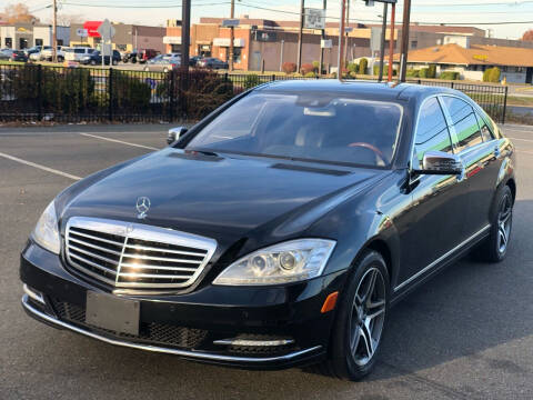 2010 Mercedes-Benz S-Class for sale at MAGIC AUTO SALES in Little Ferry NJ
