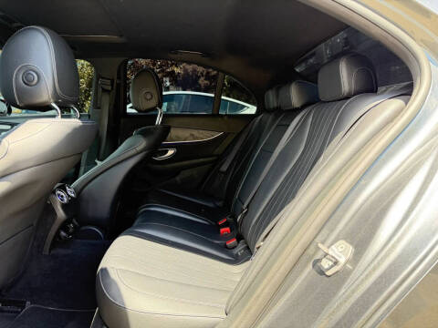 2017 Mercedes-Benz E-Class E 300 4MATIC