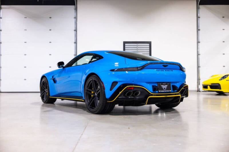 2025 Aston Martin Vantage