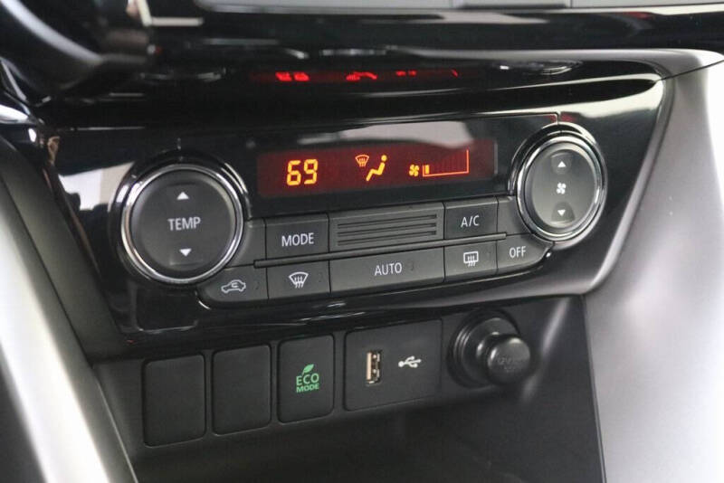 2025 Mitsubishi Eclipse Cross ES