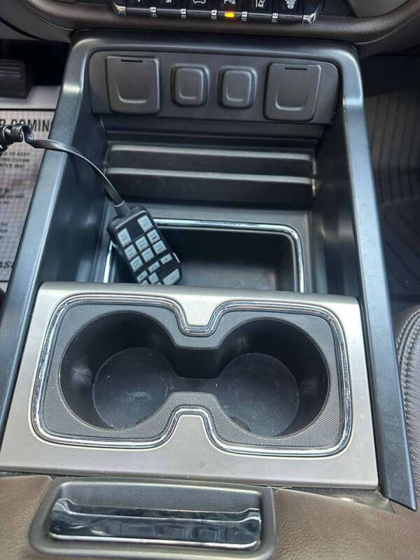 2017 GMC Sierra 2500HD Denali