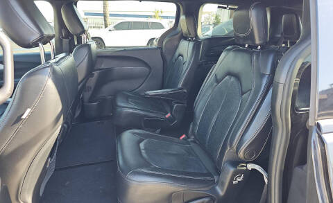 2018 Chrysler Pacifica Touring L