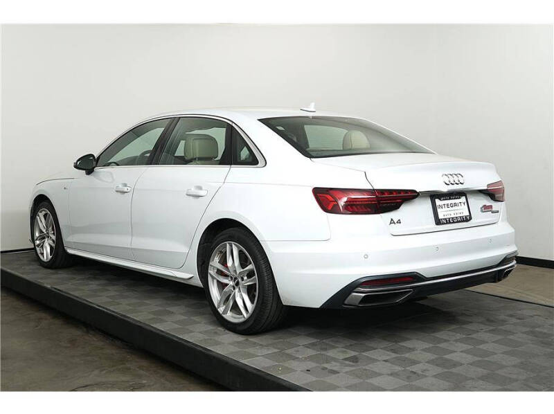 2020 Audi A4 quattro Premium Plus 45 TFSI