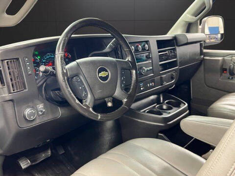 2021 Chevrolet Express 2500