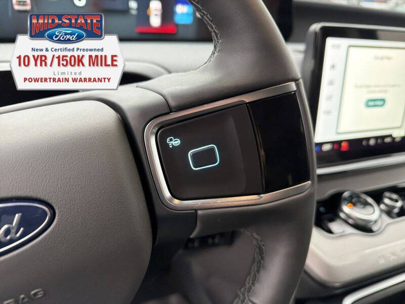 2025 Ford Expedition Active