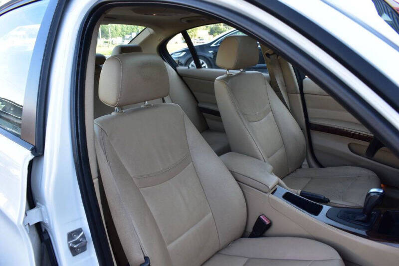 2011 BMW 3 Series 328i