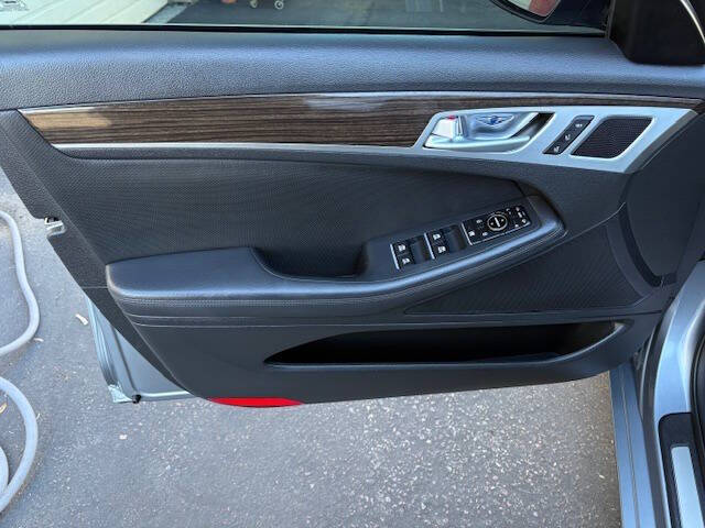 2017 Genesis G80 3.8