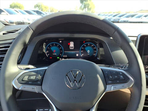 2026 Volkswagen Atlas Cross Sport SEL Premium R-Line 4Motion