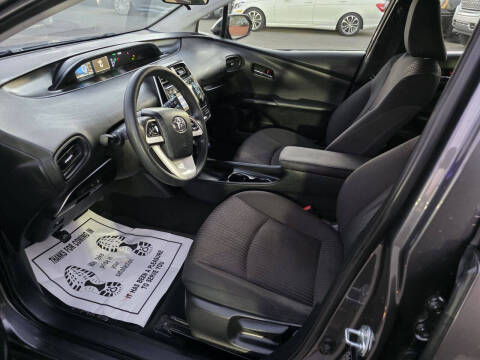 2018 Toyota Prius Two