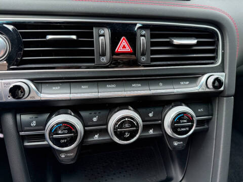 2023 Genesis G70 2.0T