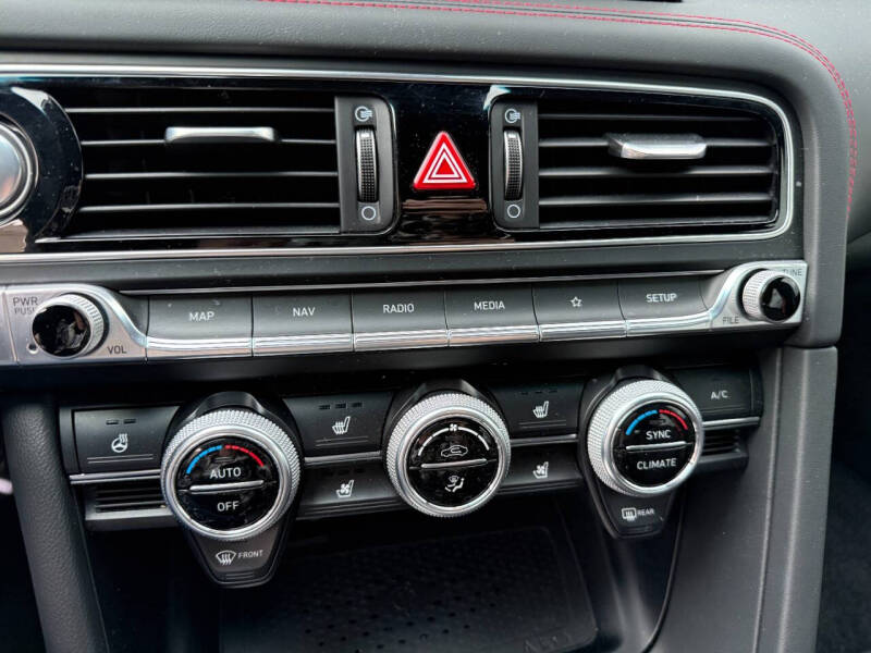 2023 Genesis G70 2.0T