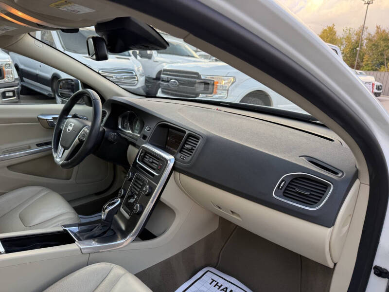 2014 Volvo S60 T5 Premier