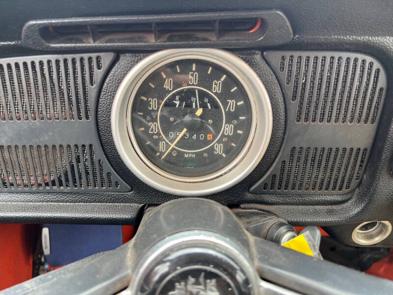 1972 Volkswagen Super Beetle