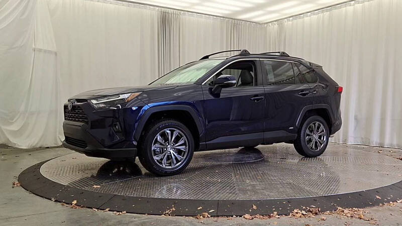 2022 Toyota RAV4 Hybrid XLE Premium