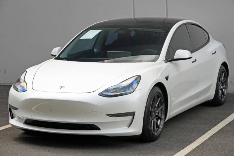 2021 Tesla Model 3 Standard Range Plus