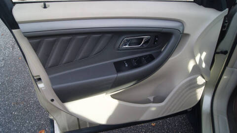 2010 Ford Taurus SEL