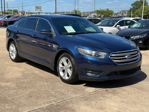 2016 Ford Taurus SEL