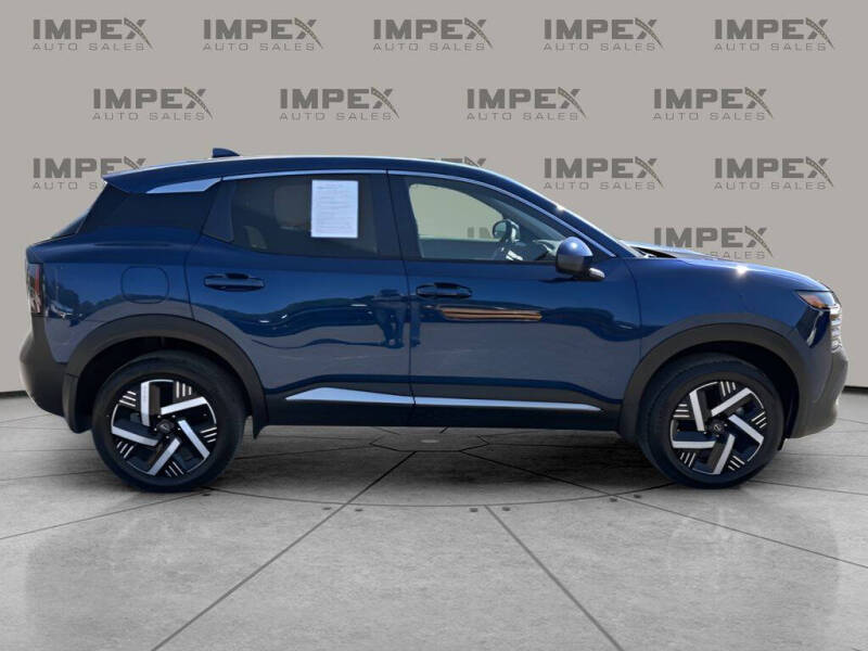 2025 Nissan Kicks SV