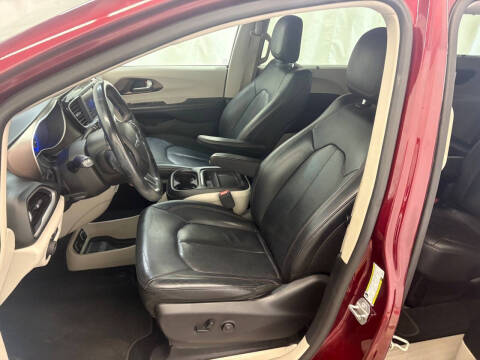 2019 Chrysler Pacifica Touring L