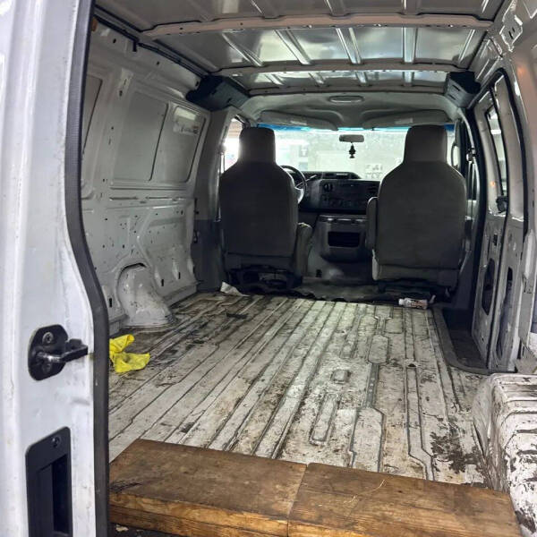 2009 Ford E-Series E-350 SD