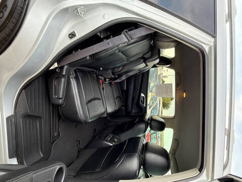 2017 Nissan Pathfinder SL