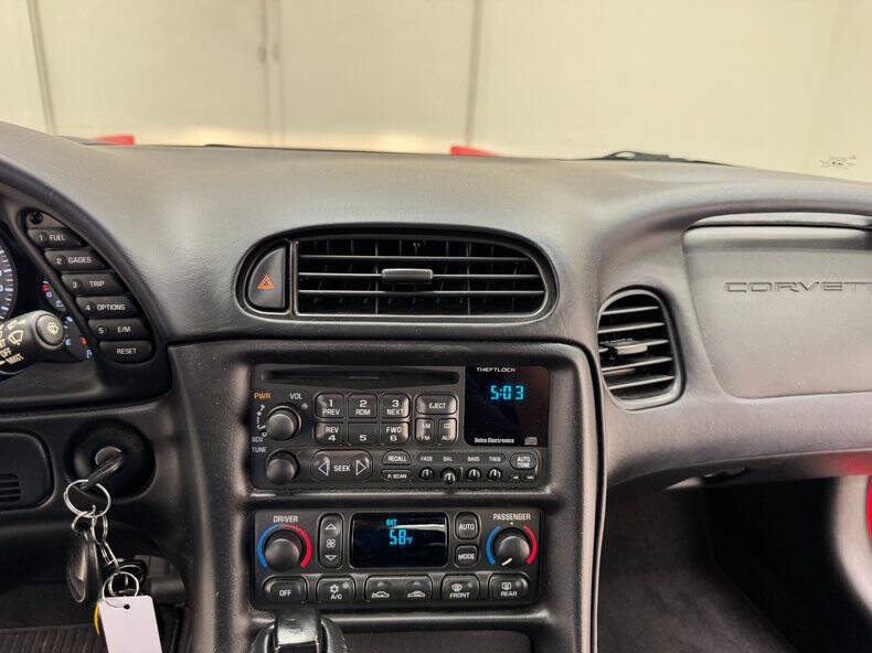 2003 Chevrolet Corvette