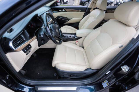 2018 Kia Cadenza Technology