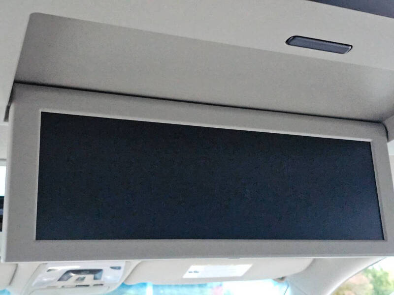 2011 Toyota Sienna XLE 8-Passenger