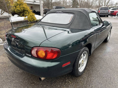 2000 Mazda MX-5 Miata