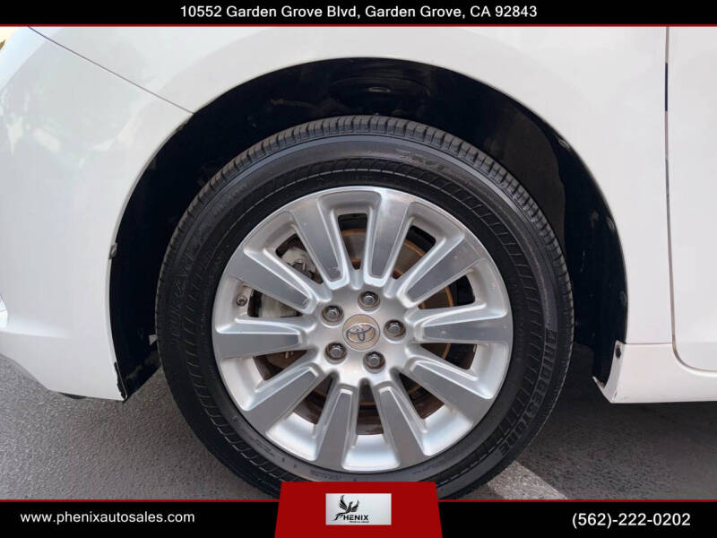 2011 Toyota Sienna Limited 7-Passenger