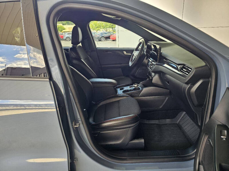 2024 Ford Escape ST-Line