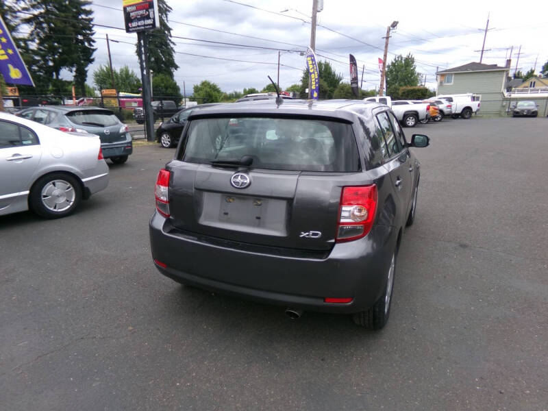 2009 Scion xD
