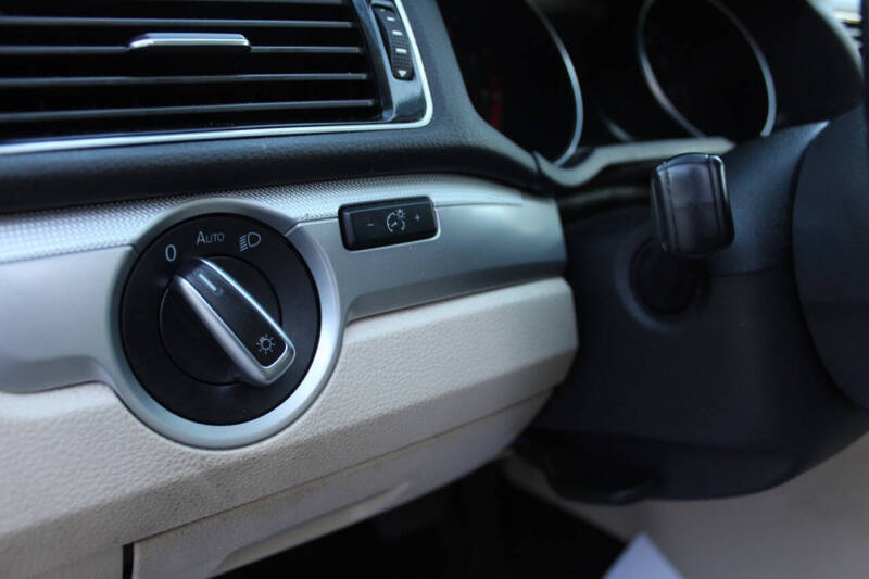 2019 Volkswagen Passat Wolfsburg