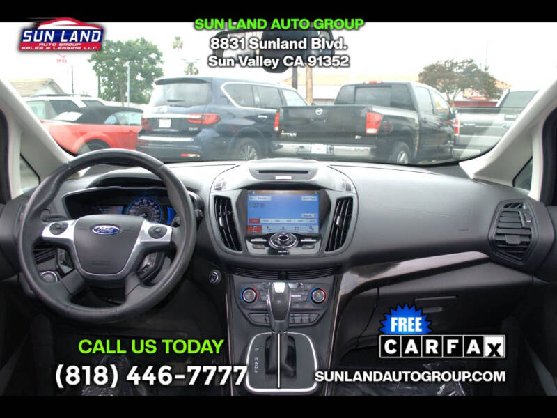 2017 Ford C-MAX Energi Titanium
