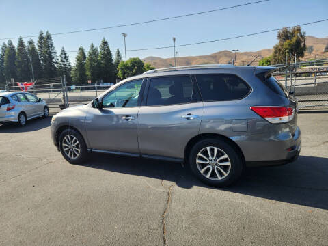 2015 Nissan Pathfinder S