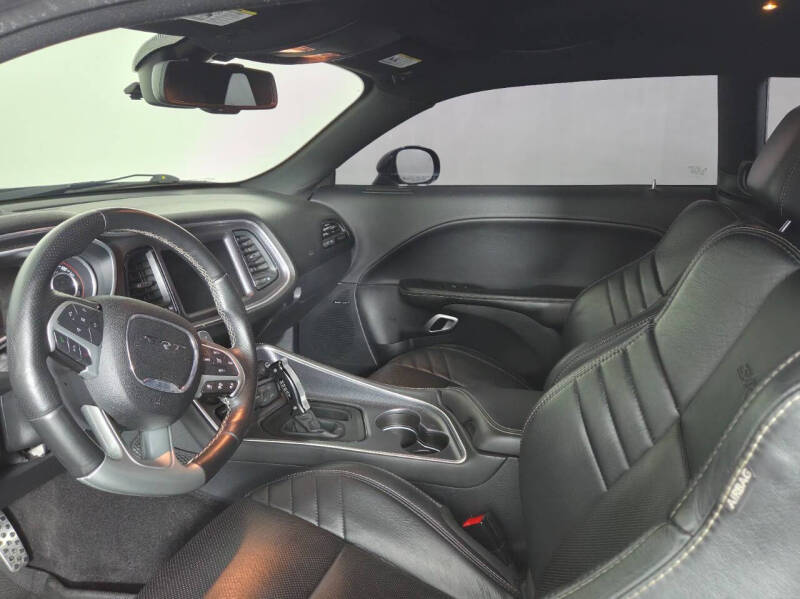 2016 Dodge Challenger SRT 392