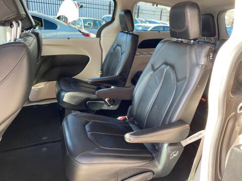 2017 Chrysler Pacifica