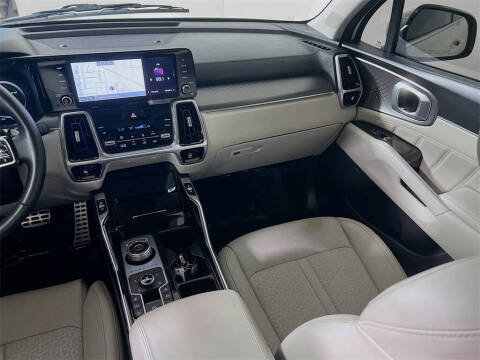 2023 Kia Sorento Plug-In Hybrid SX Prestige