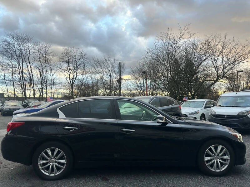 2015 Infiniti Q50