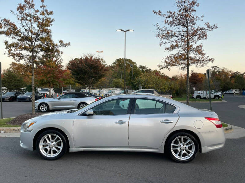 2009 Nissan Maxima SV photo 13