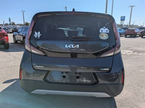 2023 Kia Soul EX