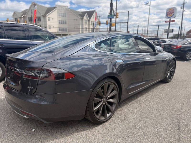 2015 Tesla Model S